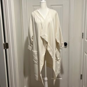 LIKE NEW: knee length jacket, fun collar & pockets, 3/4 in. sleeves, size 14-16